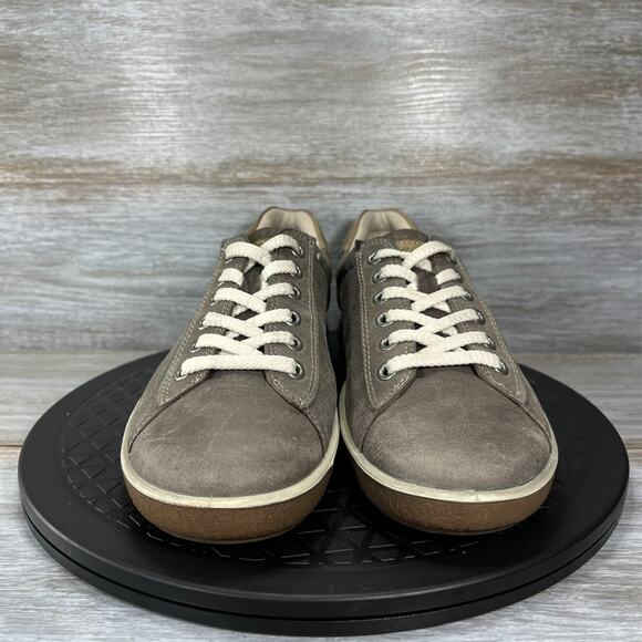 Ecco Women's Chase II Taupe Nubuck Leather Lace Up Sneaker Shoes Size EU 38 US 7 - Picture 2 of 8